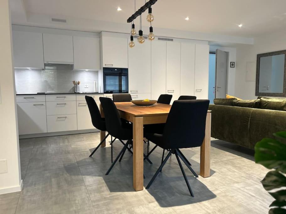 Labpark Relax Apartment Melano Eksteriør bilde